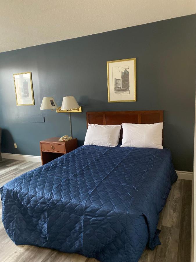 Midtown Hotel Пари Саунд Екстериор снимка
